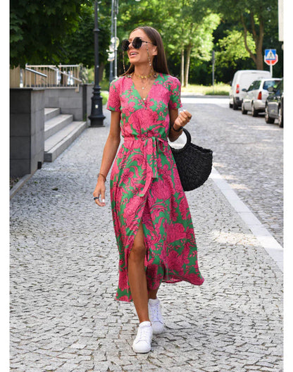 Jade™ | Robe élégante à col en V