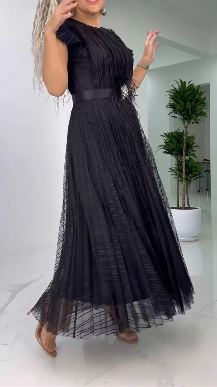 Lunara | Robe Chiffon Ajustée