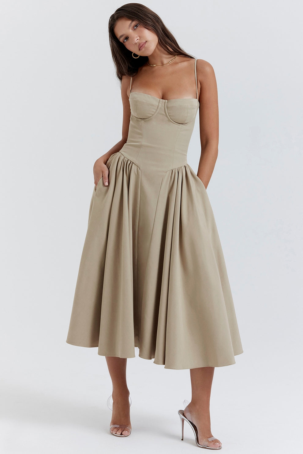 Maissa - Robe Midi Sans Manches Élégante